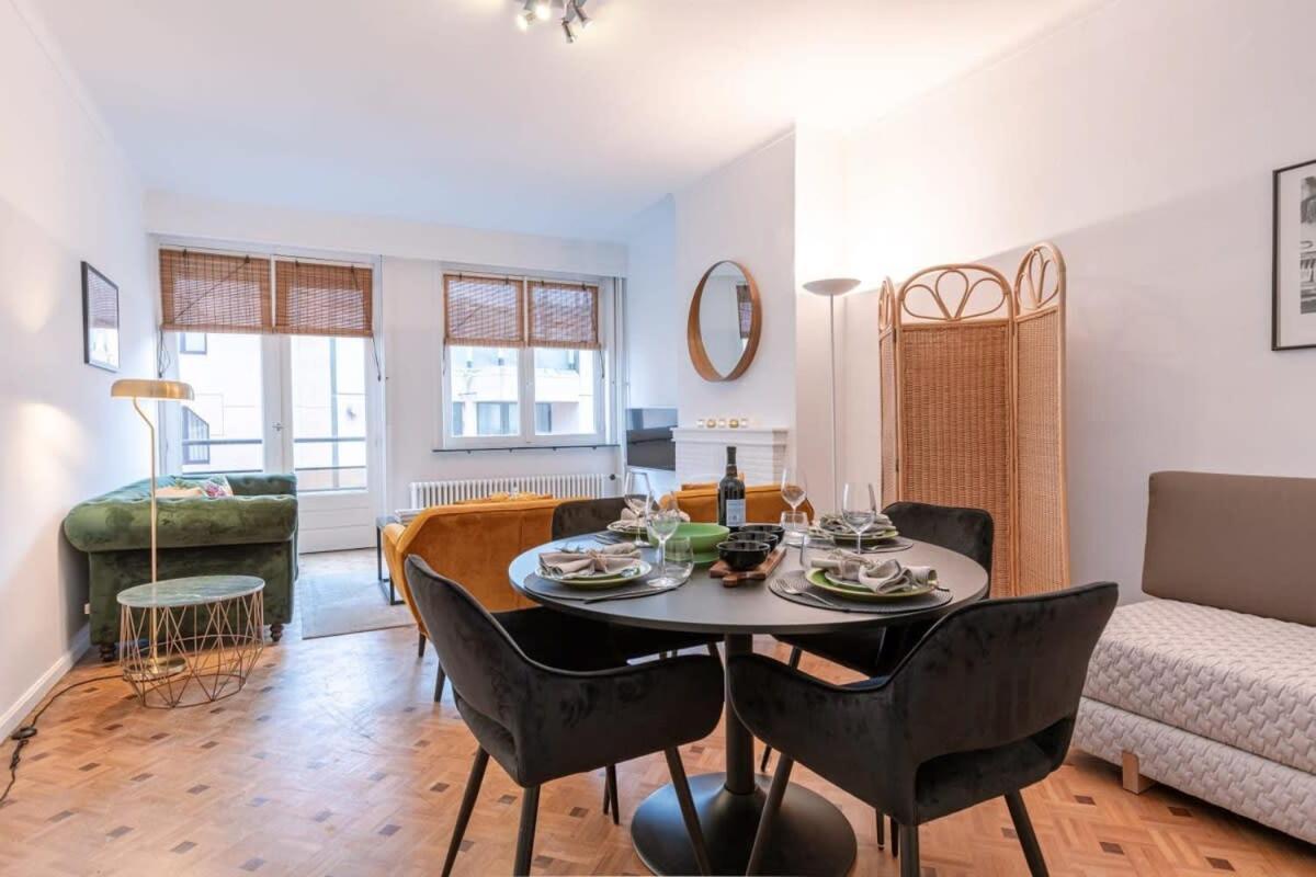 Huswell - Comfy Apartment With Side Seaview And 2 Free Bikes Knokke-Heist Exterior photo